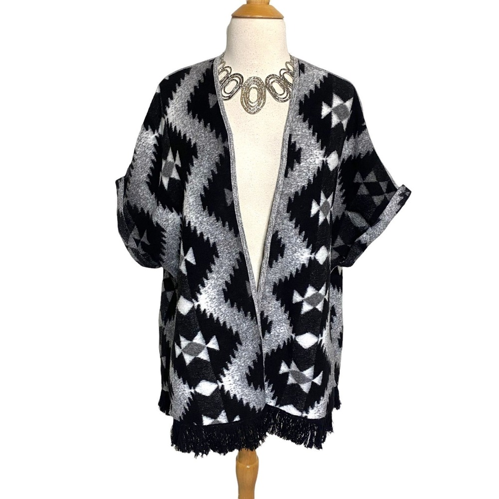 American Eagle Cardigan Size M Black Grey Southwestern Fringe Open Front Kimono